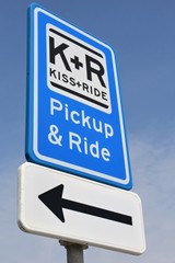 niederländisches Verkehrszeichen: Kiss and Ride