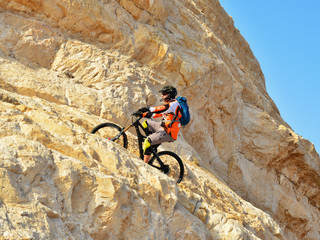 Obraz premium Mountain biker