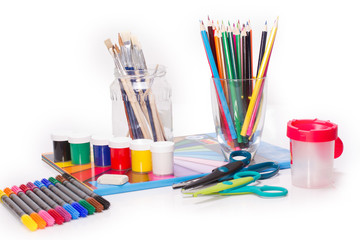 Obraz premium Bastelsachen von Stift, Schere bis zum Papier