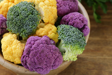 different cauliflower broccoli green yellow and purple