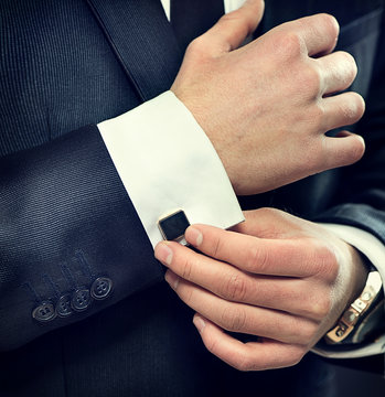 Elegant young businessman wearing suit