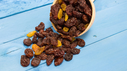 the raisins on a blue board