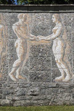 PAXMAL mit Mosaik von Karl Bickel (Detail), Walenstadt, St. Gallen, Schweiz
