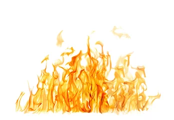 Foto op Plexiglas Vlam donker en fel oranje vuur op een witte achtergrond