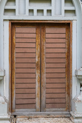 the wood door