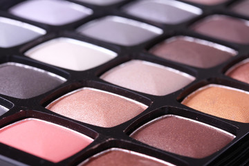 Make-up professional eyeshadows palette