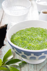 Lod Chong Dessert in Coconut Milk