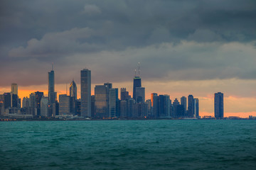 Fototapeta premium Chicago Skyline at dusk