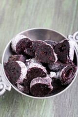 Sliced Berry Fruit Roll Ups candies