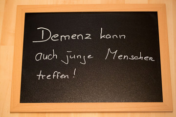 Demenz kann auch junge Menschen treffen