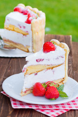 Strawberry cake Charlotte