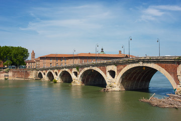 Fototapeta na wymiar Pont Neuf de Toulouse