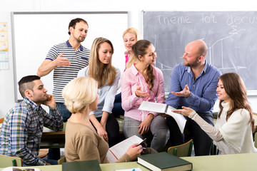 Informal discussion between teacher and students