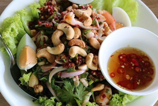 The Spicy Egg and salad of Thai Food