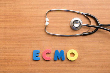 ECMO (extracorporeal membrane oxygenation)