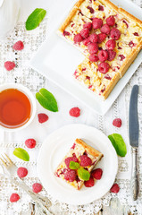 cake with raspberries and cream cheese