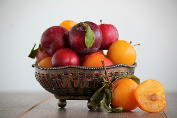 plums fruits