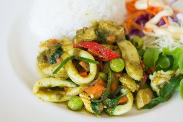 Stir fried  green curry with seafood and rice