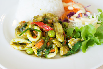 Stir fried  green curry with seafood and rice