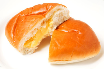 クリームパン
