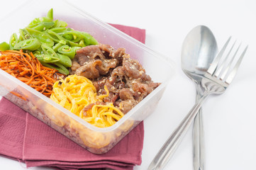 Clean food lunch box