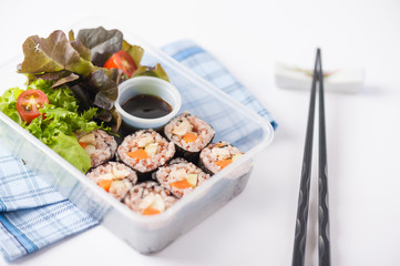 Clean food lunch box