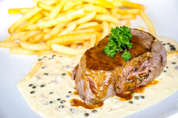 Rumpsteak in Pfeffersoße