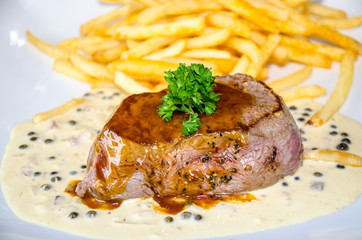 Rumpsteak in Pfeffersoße