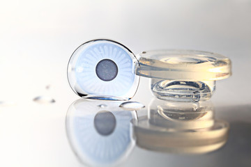 colored contact lenses vision