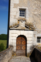 entrée de la Tour Saint Jean du Château de Touffou