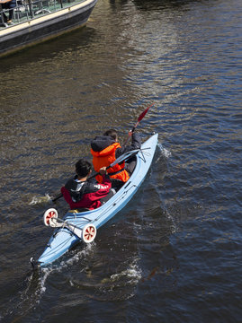 city kayaking