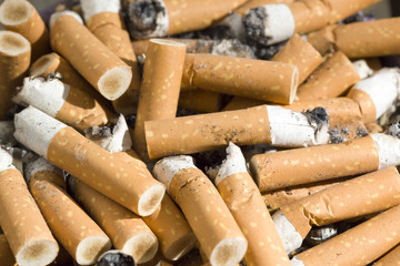 Gestank durch ausgedr&uuml;ckte Zigarettenstummel