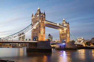 Naklejka na ściany i meble Tower Bridge, London, England