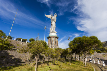 Obraz premium Representation of the winged Virgin on top of the hill Panecillo