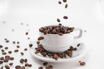 pour coffee grounds into the cup