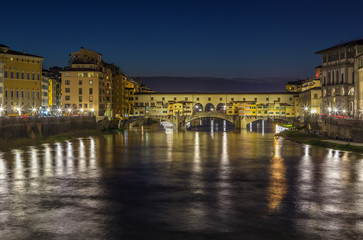 Fototapeta na wymiar Ponte Vecchio in evening, Florence, Italy