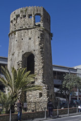 Fototapeta na wymiar Wehrturm in San Remo