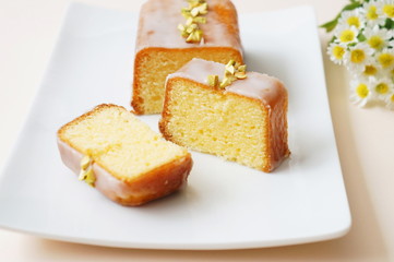 Weekend Citron Cake