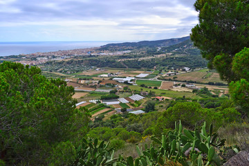 Вид сверху на испанский городок  © ArtKettu