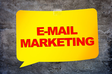 "E-mail marketing" in the yellow banner textural background. Des