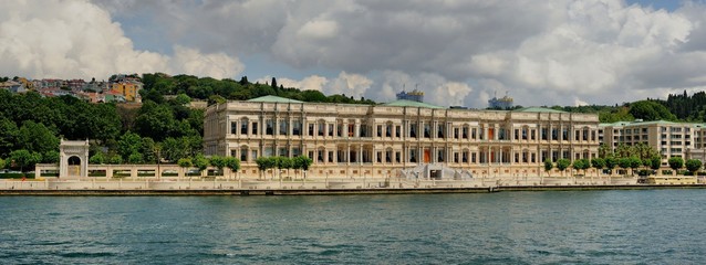 Naklejka premium Ciragan Palace Panoroma in Istanbul