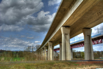 Fototapeta na wymiar Autobahnbrücken