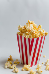 Full&nbsp;popcorn&nbsp;in&nbsp;classic&nbsp;popcorn&nbsp;box