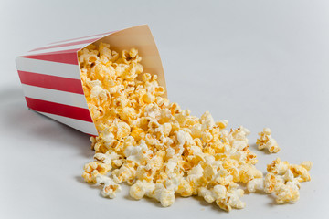 Full&nbsp;popcorn&nbsp;in&nbsp;classic&nbsp;popcorn&nbsp;box