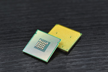 CPU