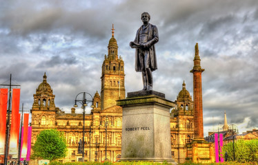Statue of Robert Peel in Glasgow - Scotland - obrazy, fototapety, plakaty