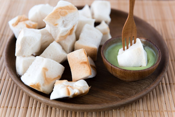 Bread with Thai Custard
