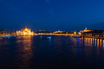 Fototapeta na wymiar Budapest Cityscape at night. 