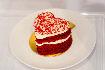 heart cake