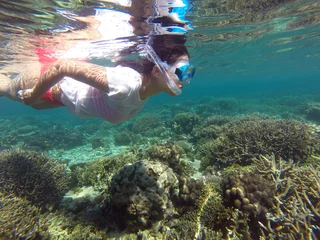 Abwaschbare Fototapete Tauchen Snorkeling Barriera Corallina